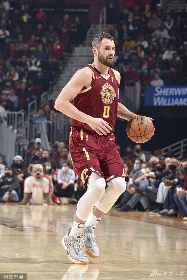 展开反击 展开反击