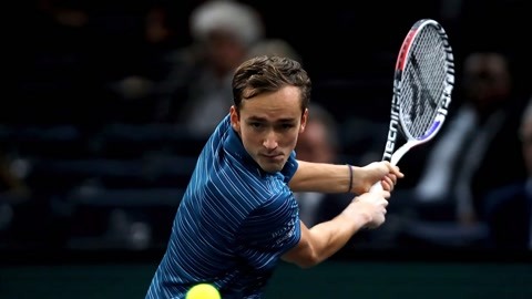 锋线上的球 锋线上的球