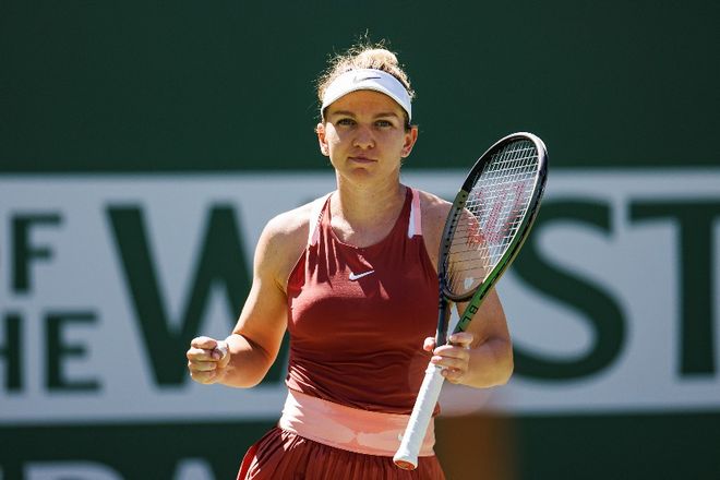 他们手握球 他们手握球